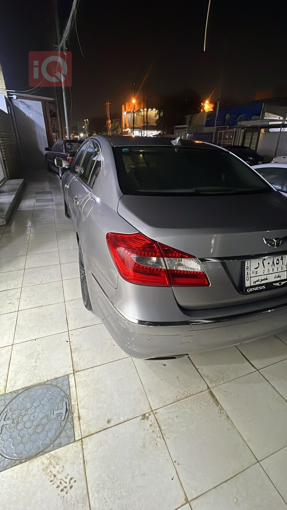 هیوندای جێنسس